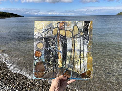 Helen Siksek - Even the Rocks Breathe Free